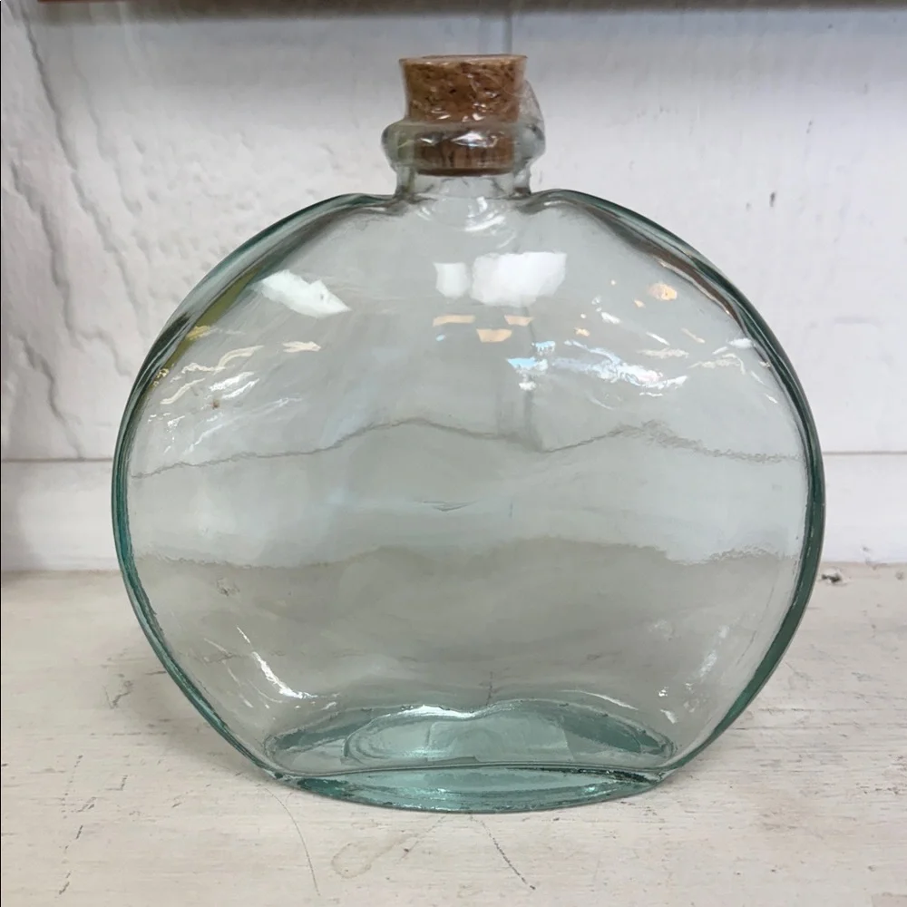 Vintage Pier 1 Clear Green Glass Bulb Vase w/ Cork Stopper Approx 6” Spain